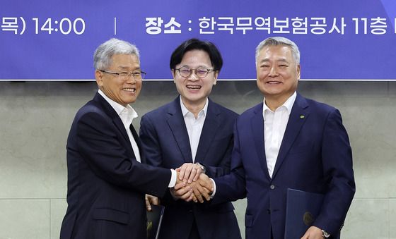 K-원전 수출 전면 개편… 정부가 협상·리스크 직접 챙긴다