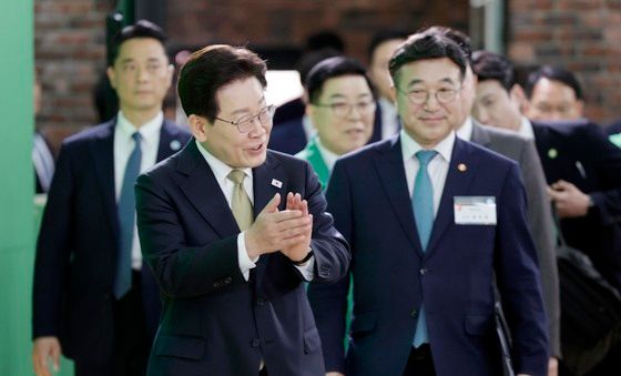 이재명 대통령 '새마을운동중앙회 현장 간담회 참석'