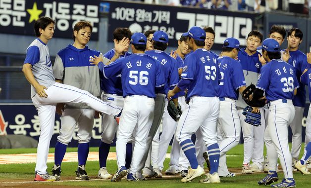 삼성, 위닝시리즈와 함께 2위로