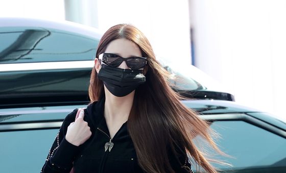 장원영, 꽃미모 샤랄라