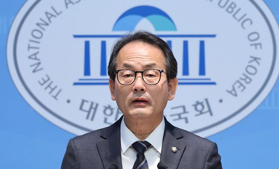 민주당 지방선거 기조 밝히는 강준현