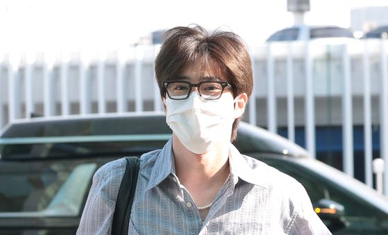 엑소 케이, 수수한 차림에도 빛나는 자태