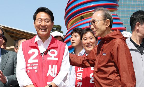 이명박 전 대통령 "청계천 아름답게 만든 사람이 오세훈…잘 부탁한다"
