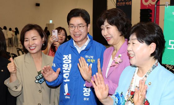 서울간호사회 창립 80주년 기념행사 찾은 정원오