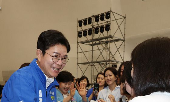 인사 나누는 정원오