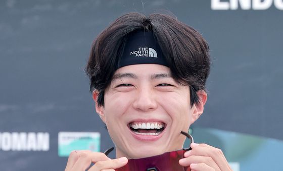 박보검, 어린 아이처럼 해맑은 미소