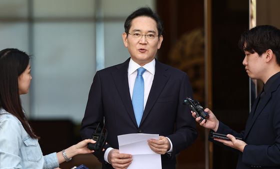 입장 밝히는 이재용 삼성전자 회장