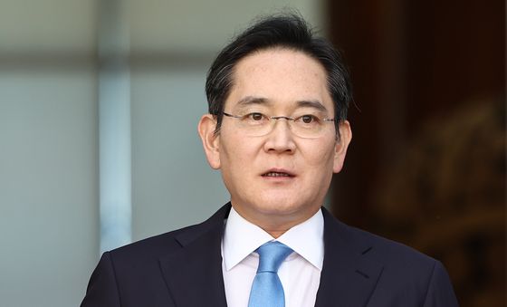 노조 파업에 대한 입장 밝히는 이재용 회장