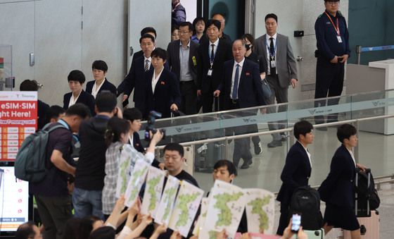 한국 입국한 北 내고향여자축구단