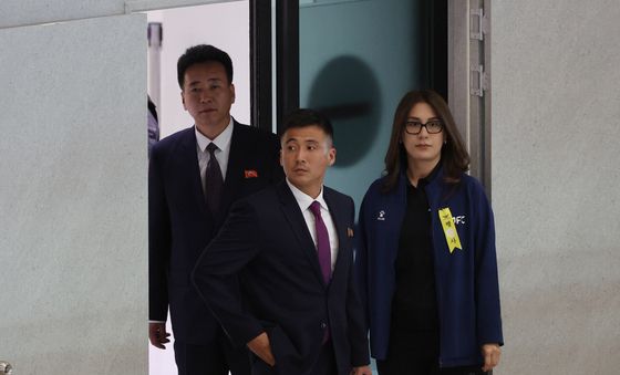한국 입국한 北 내고향여자축구단