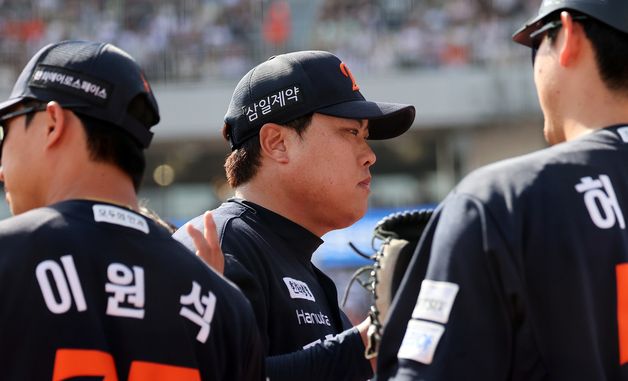'5이닝 2실점' 류현진, 승리투수 요건 갖추고 교체