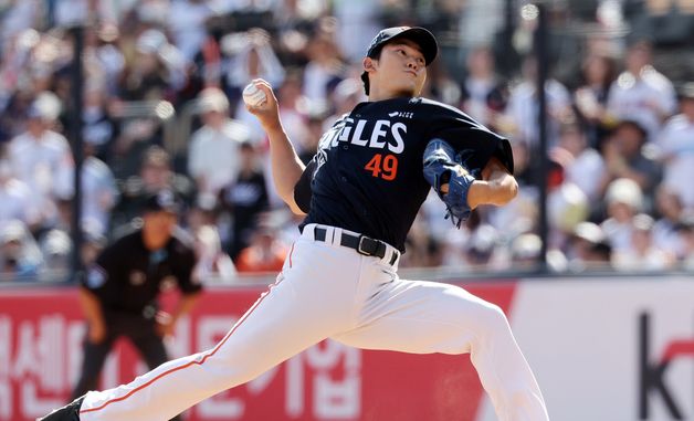 '윤스컴' 윤산흠의 역투