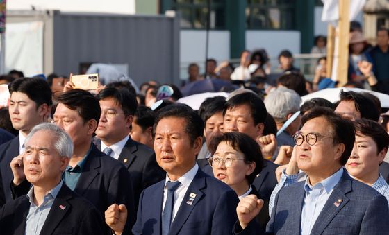 5.18전야제 참석한 정청래 대표