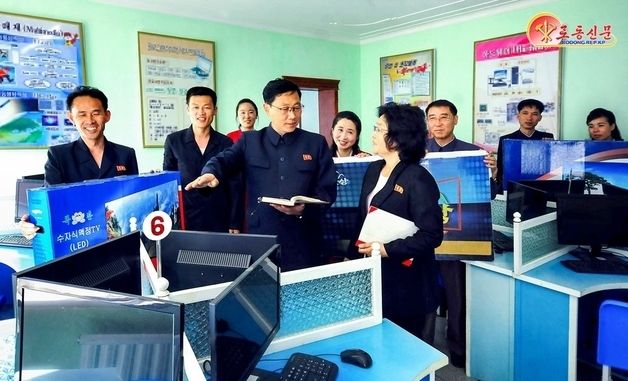 北 "학교지원사업 강화"…자강도검찰소 조명