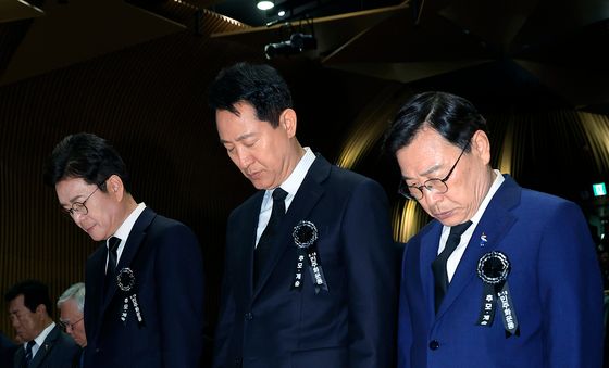 묵념하는 정원오·오세훈·정근식