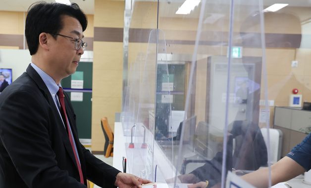 곽규택 본부장, 정원오 후보 고발장 제출