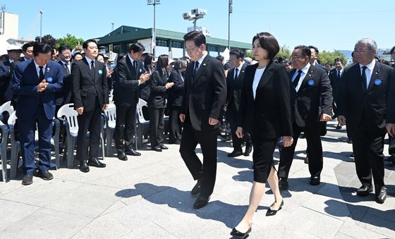5.18기념식장 들어서는 이재명 대통령