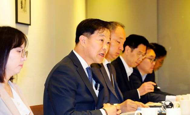 모두발언하는 이형훈 제2차관