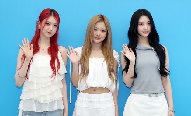 성수동에 뜬 언차일드 예은·하은·이본