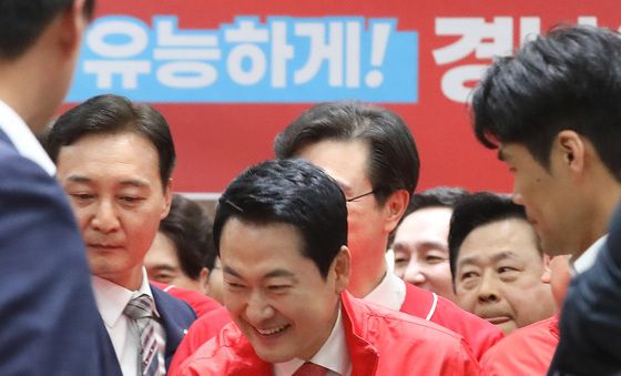 창원 찾은 장동혁 상임선거대책위원장