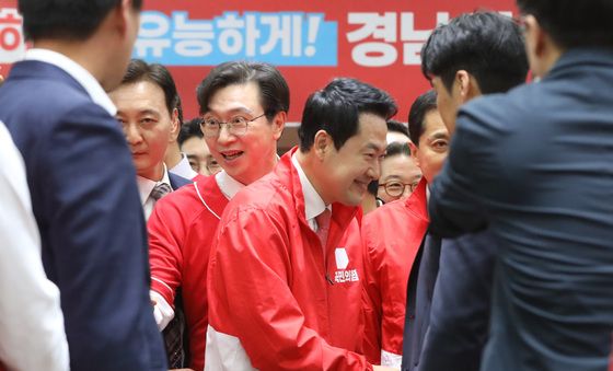 창원 찾은 장동혁 상임선거대책위원장