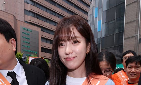 한효주, 미모 만큼 마음도 따뜻