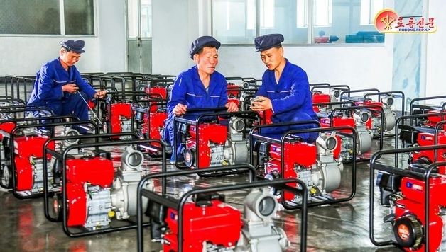 북한, 금강원동기공장 생산투쟁 독려