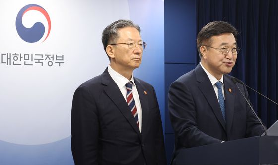 윤호중, '금품수수 등 선거범죄는 끝까지 추적'