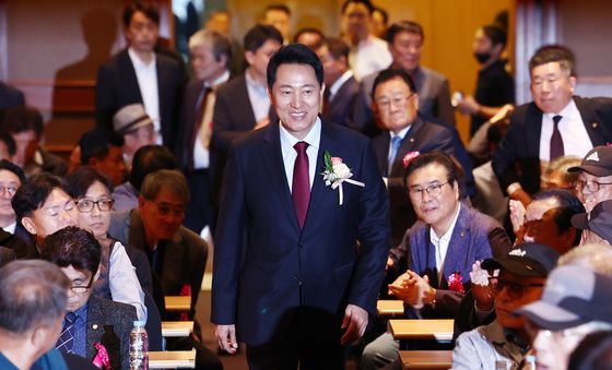 서울시 택시운송사업조합 창립기념식 참석하는 오세훈 후보