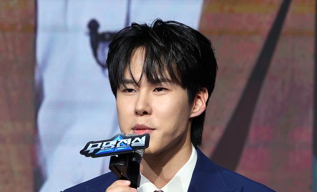 인사말하는 정연호