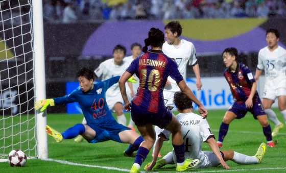 수원 공세에 깜놀한 내고향여자축구단