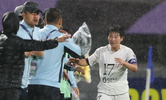 역전골 성공시킨 김경영
