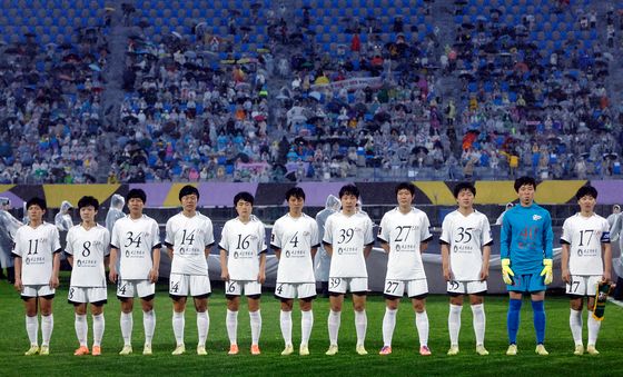 수중전 앞둔 내고향여자축구단