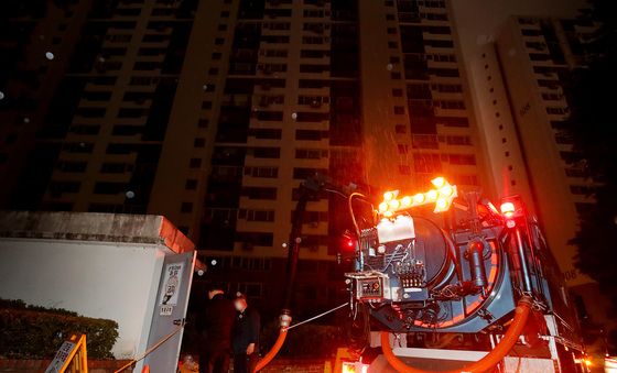 대구 동구 아파트 전기실 침수…7시간 넘도록 정전