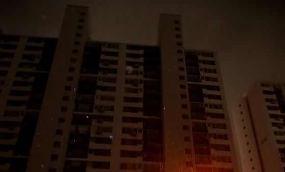 대구 동구 아파트 전기실 침수…7시간 넘도록 정전