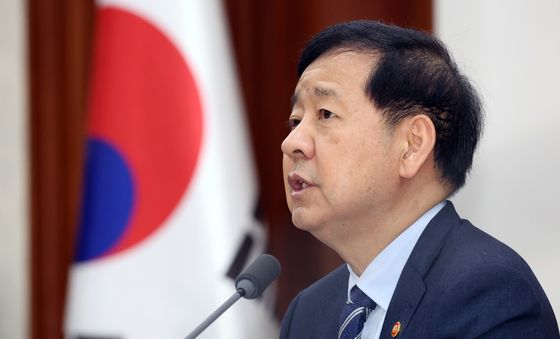 민생물가 특별관리 관계장관 TF 발언하는 구윤철 부총리