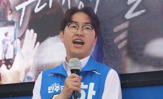 출정식서 지지 호소하는 하정우 후보
