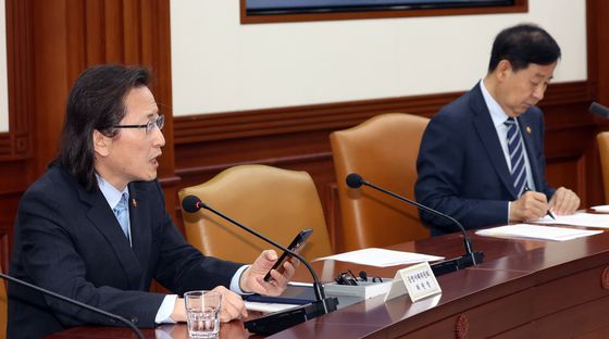 민생물가 특별관리 관계장관 TF 모두 발언하는 주병기 공정위원장