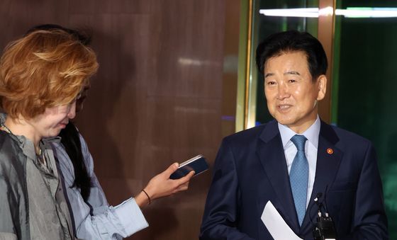 정동영 장관, 시진핑 방북설 관련 답변