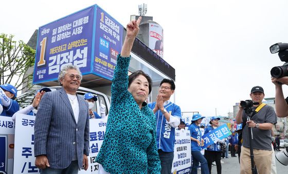 지원 유세 나선 배우 전원주