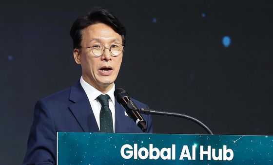 환영사하는 김민석 국무총리
