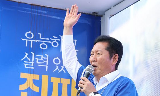 지원 유세하는 정청래 대표