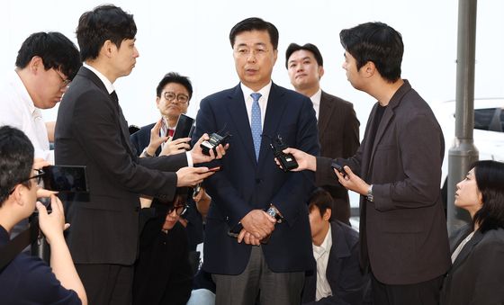 종합특검 피의자 조사 출석하는 홍장원 전 국정원 1차장