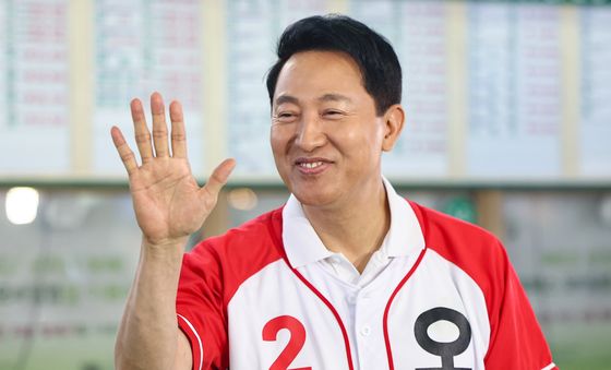 오세훈 후보 '응원은 잠시'