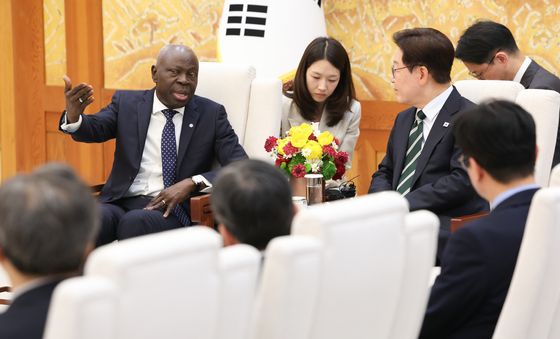 이재명 대통령, 질베르 웅보 ILO 사무총장 접견