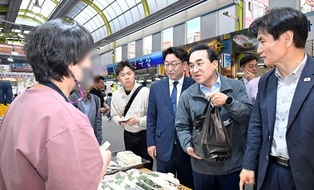 박홍근 장관, 고유가 피해 지원금 관련 현장 방문