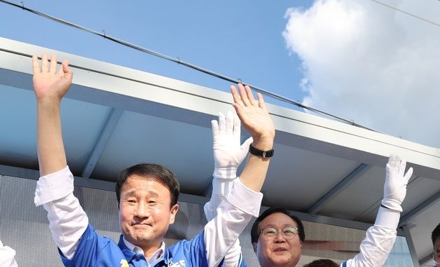 유희태 후보 지원유세 나선 한병도 위원장