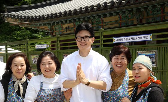 불심 공략 나선 한동훈 후보