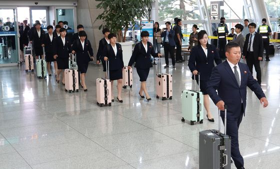 내고향여자축구단, 방남 일정 마치고 북한으로