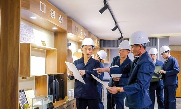 北 "농촌마을 도시화·문명화 추진"…건재 생산 확대